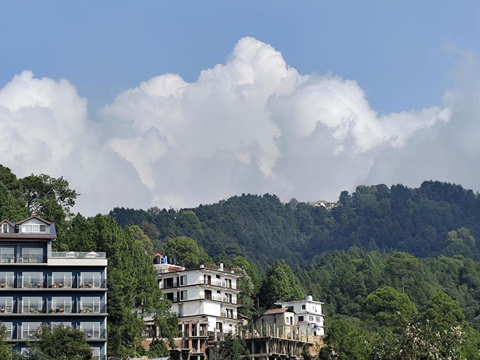 Hotel Mini Switzerland In Dalhousie Kültér fotó